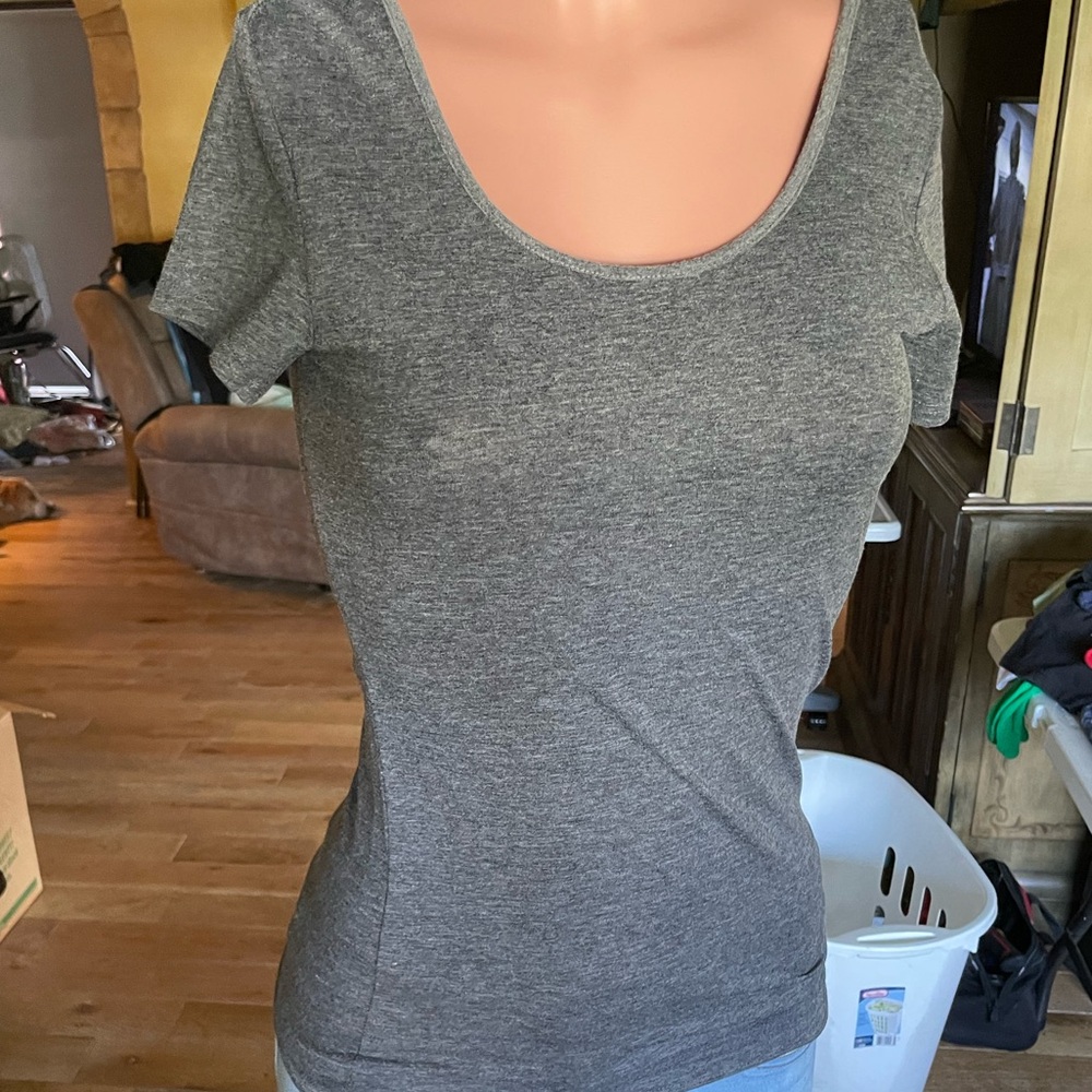 gray, M